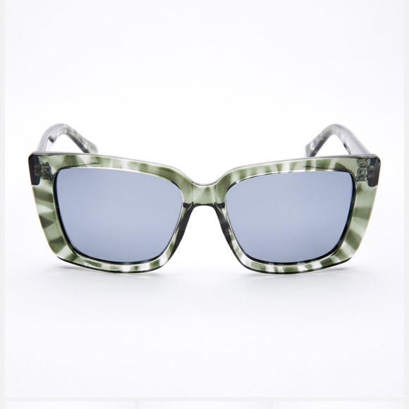 NWT Joe’s polarized sunglasses - Picture 1 of 8